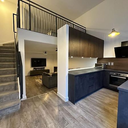 Luxurious 1-Bedroom With Parking 伯明翰 外观 照片